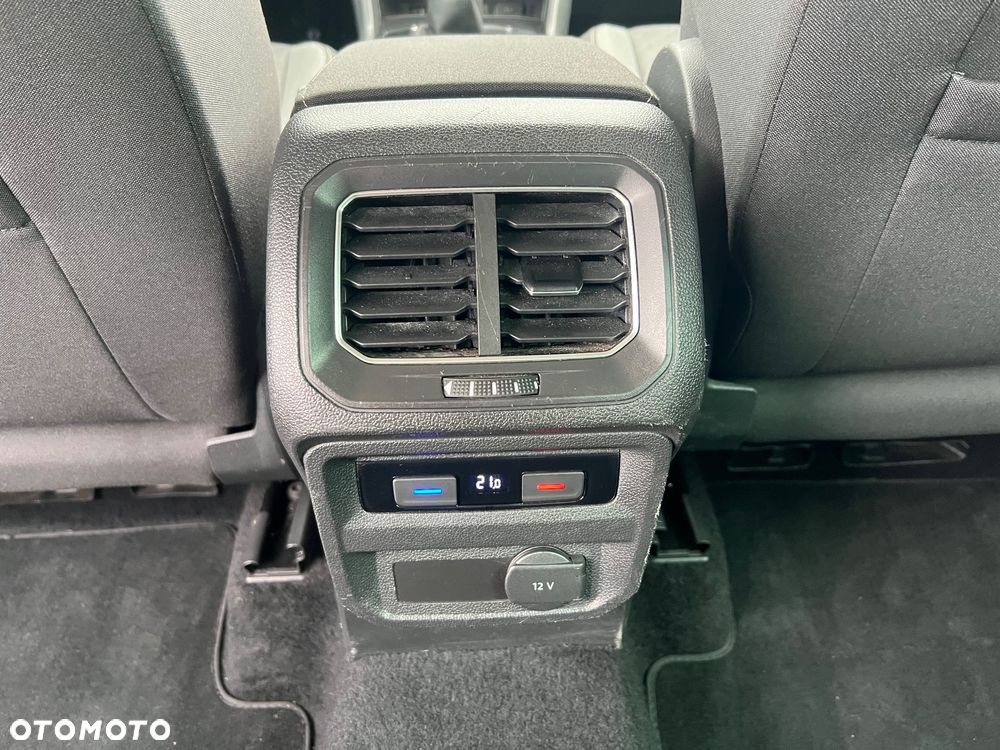 Volkswagen Tiguan - 19
