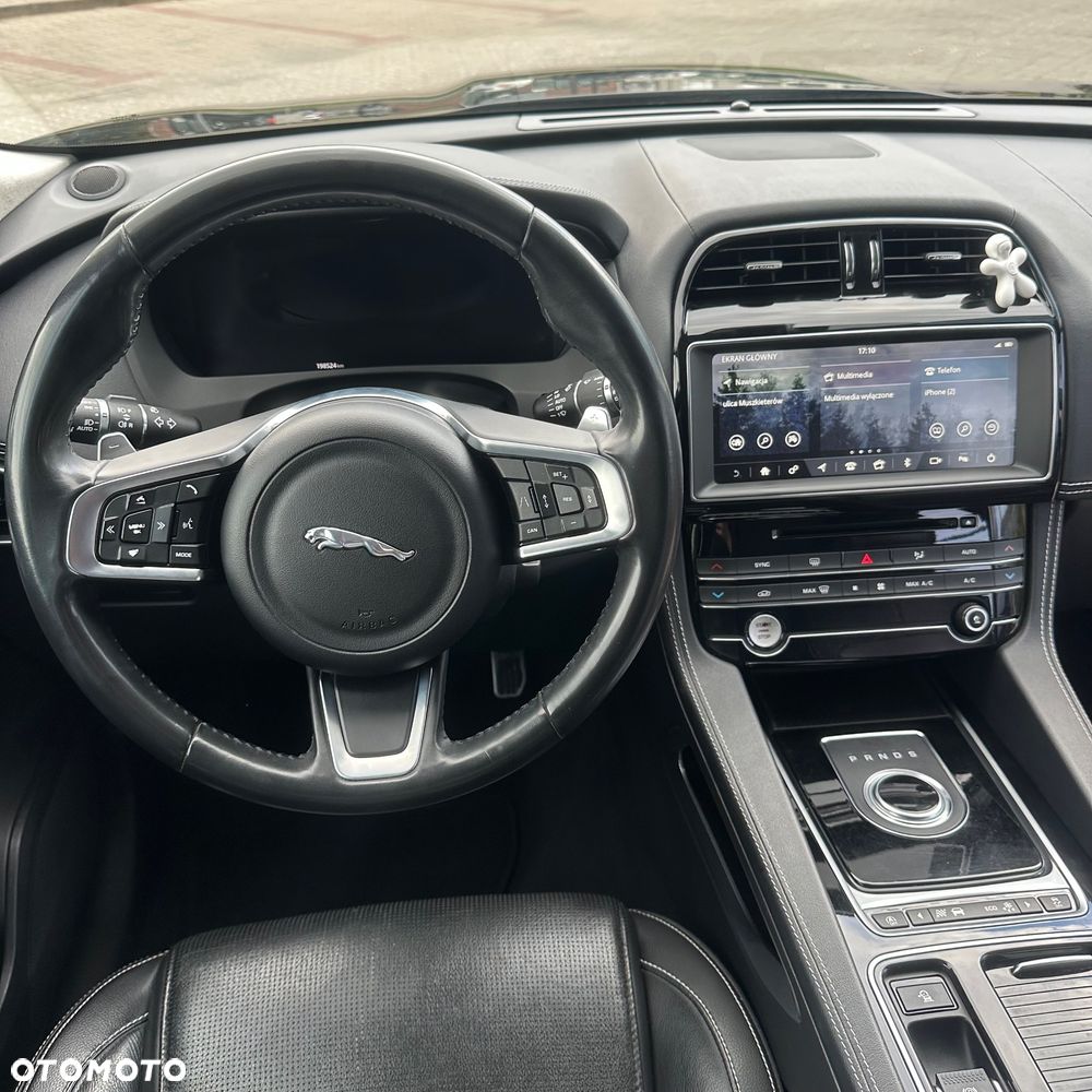 Jaguar F-Pace 2.0 i4D AWD Chequered Flag - 16