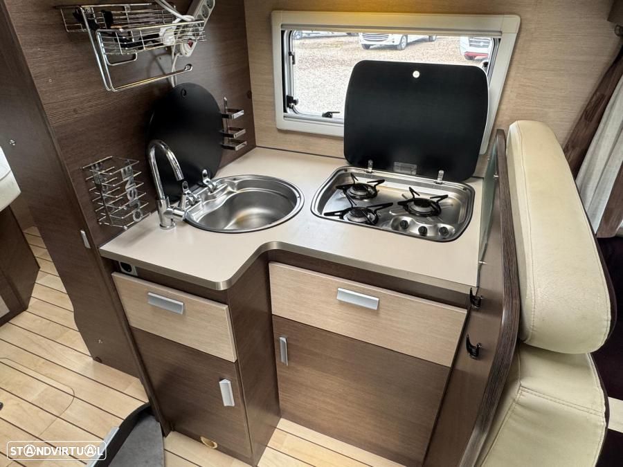 Bavaria T 74 Arctic c.central e basculante - 4