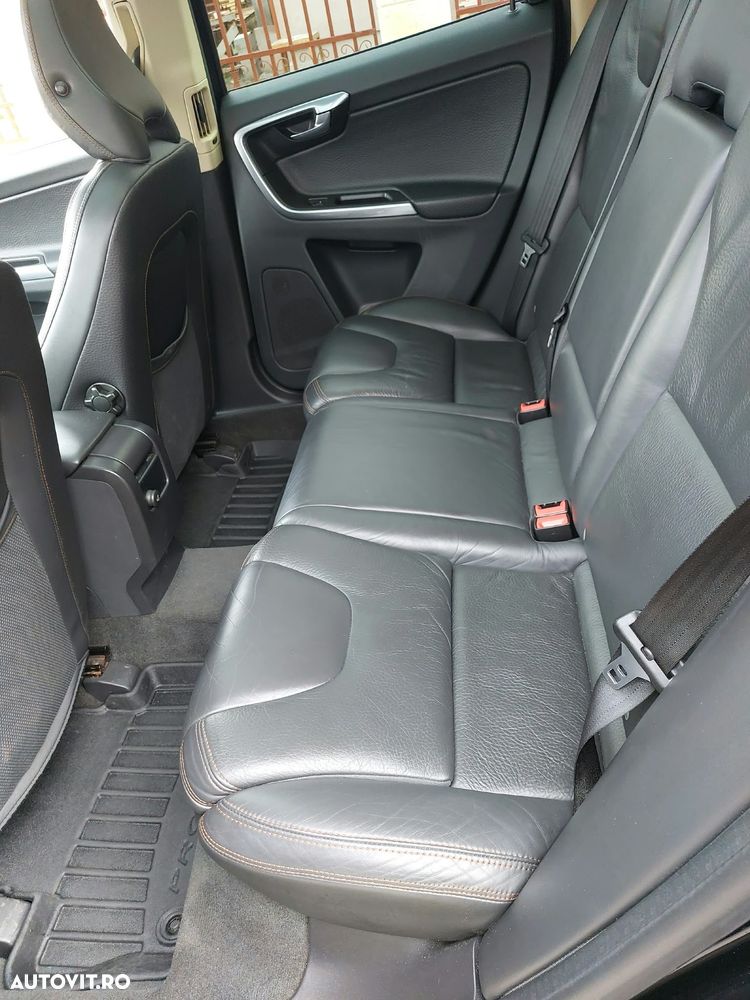 Volvo XC 60 - 12