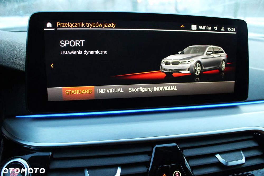 BMW Seria 5 520d Luxury Line sport - 31