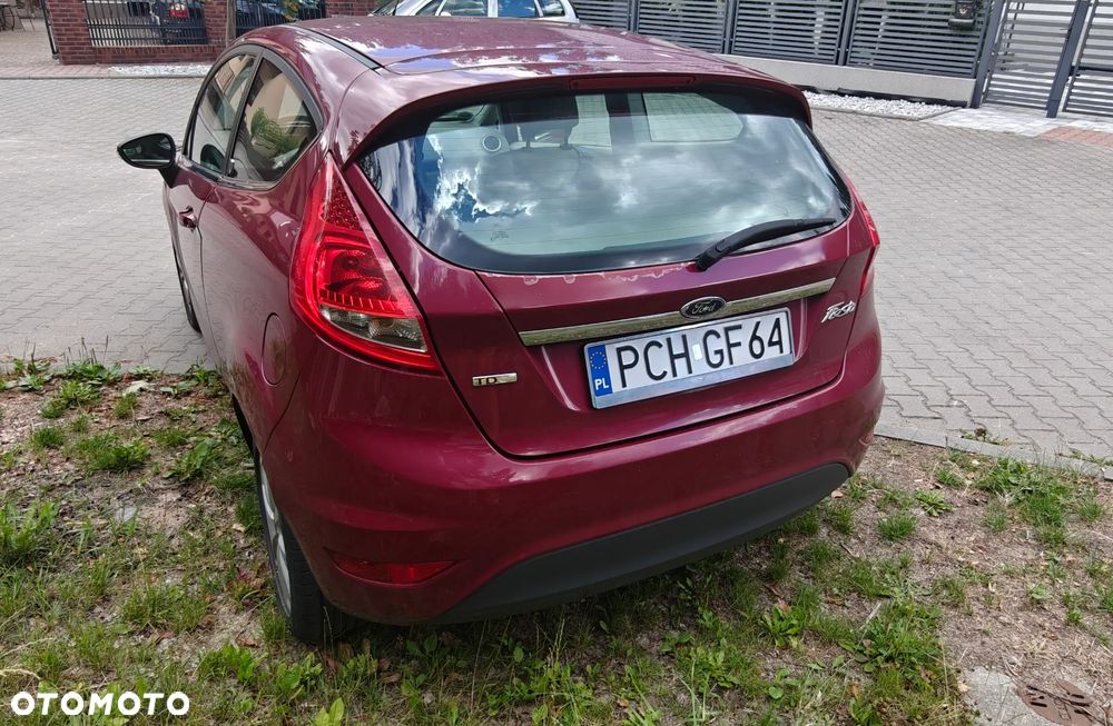Ford Fiesta 1.6 TDCi Ghia - 2