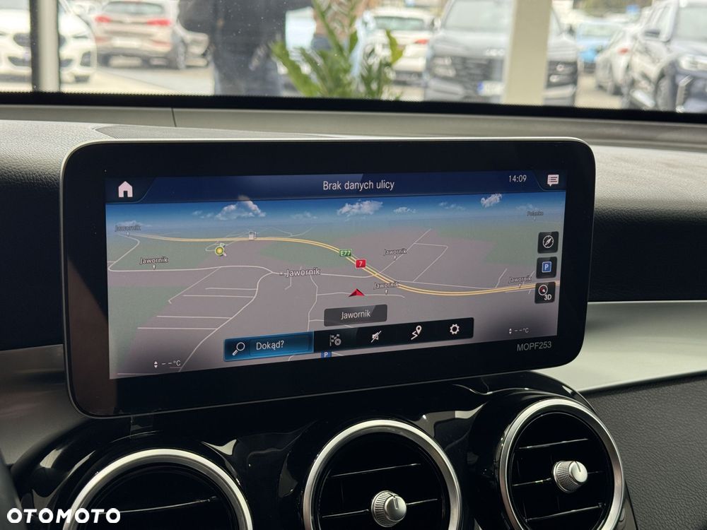 Mercedes-Benz GLC - 27