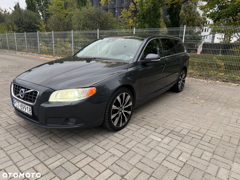Volvo V70 D3 Summum - 8