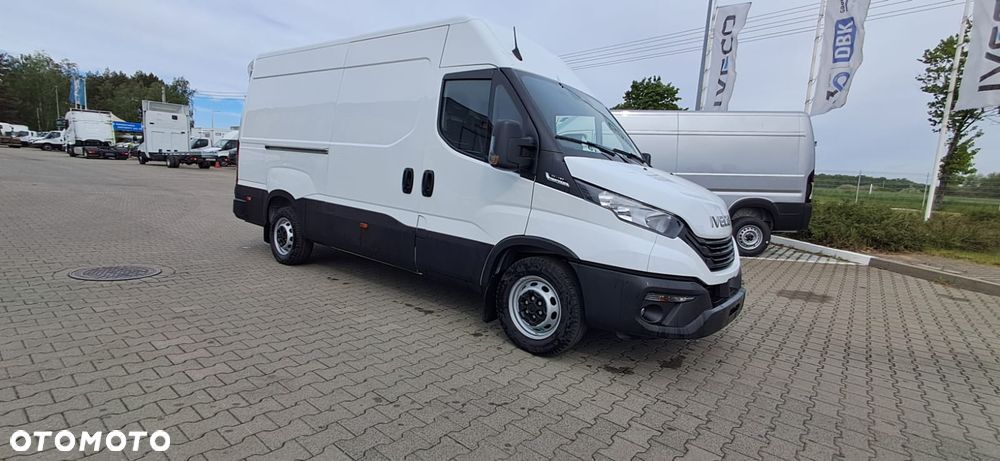 Iveco 35S16BA8 V - 40