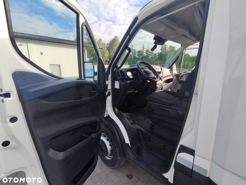 Iveco DAILY - 22