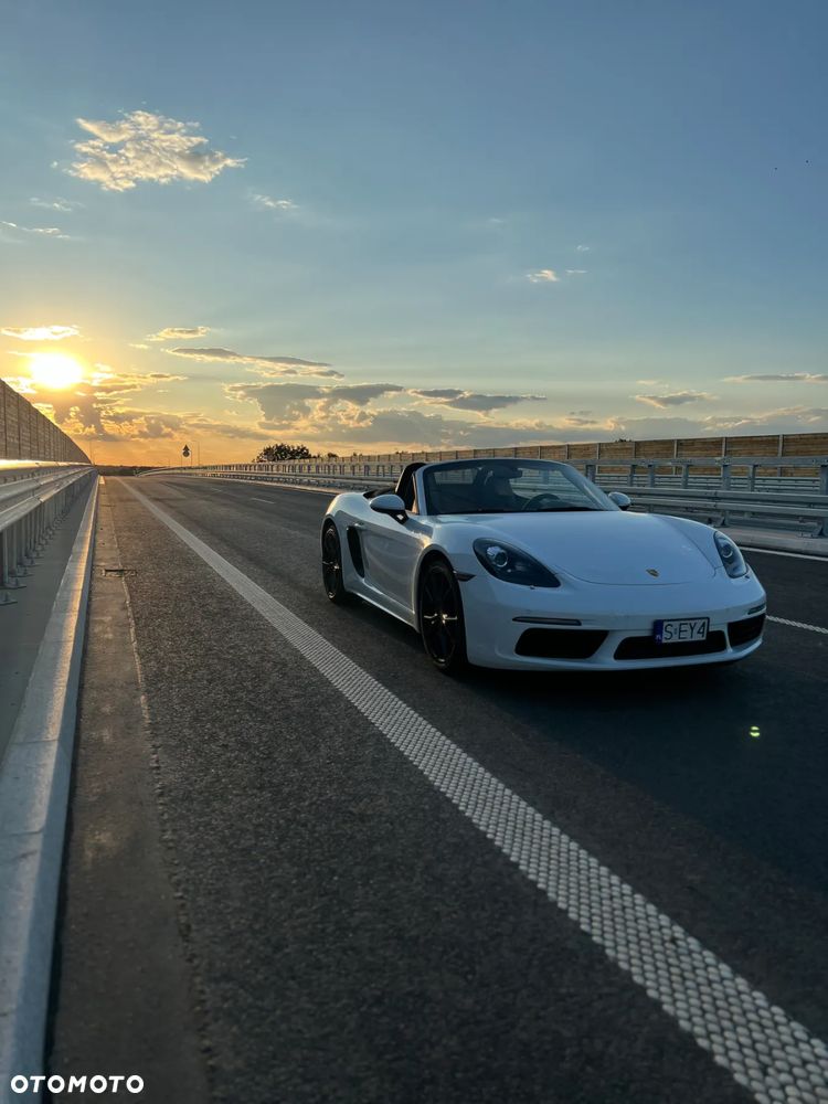 Porsche 718 Boxster T PDK - 2