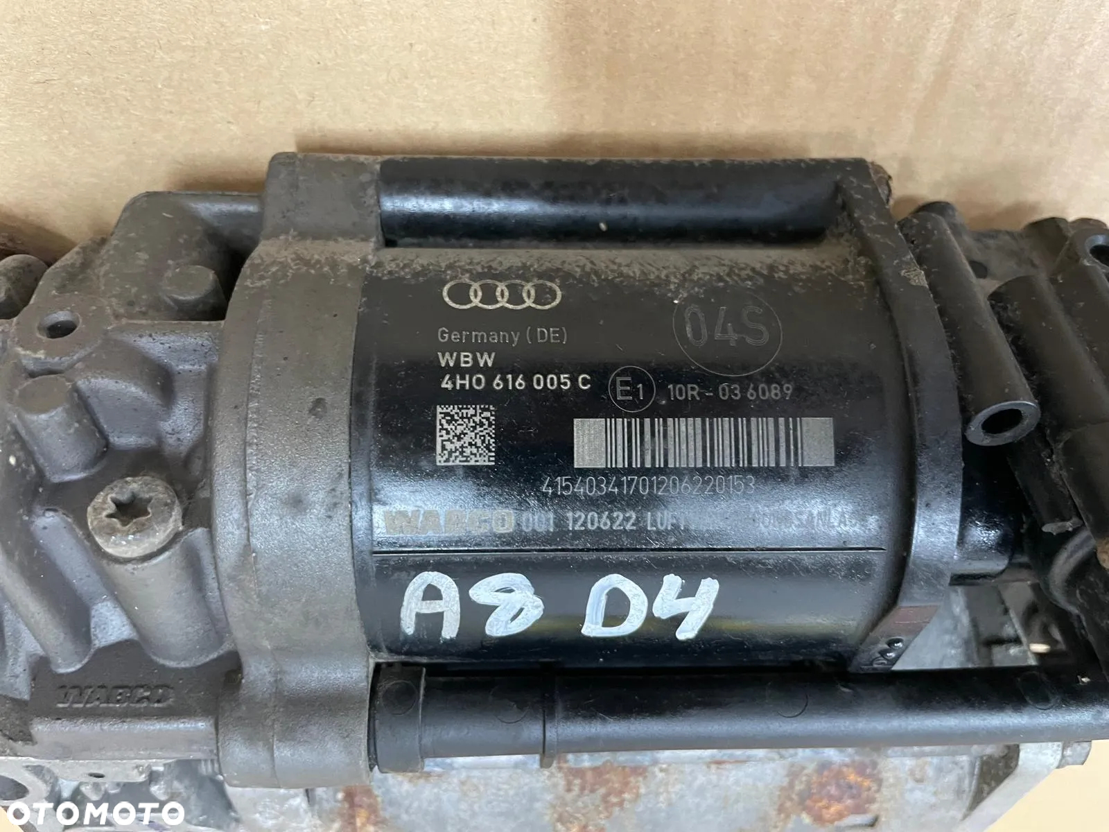 KOMPRESOR SPRĘŻARKA ZAWIESZENIA AUDI A8 D4 3.0 TDI 4H0616005C - 3