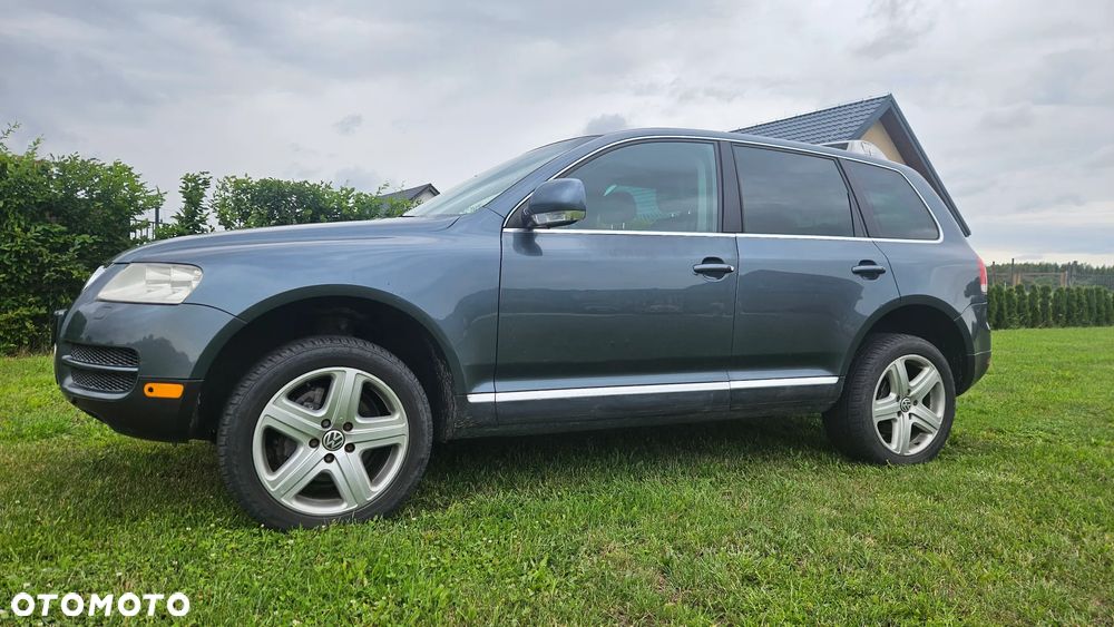 Volkswagen Touareg - 2