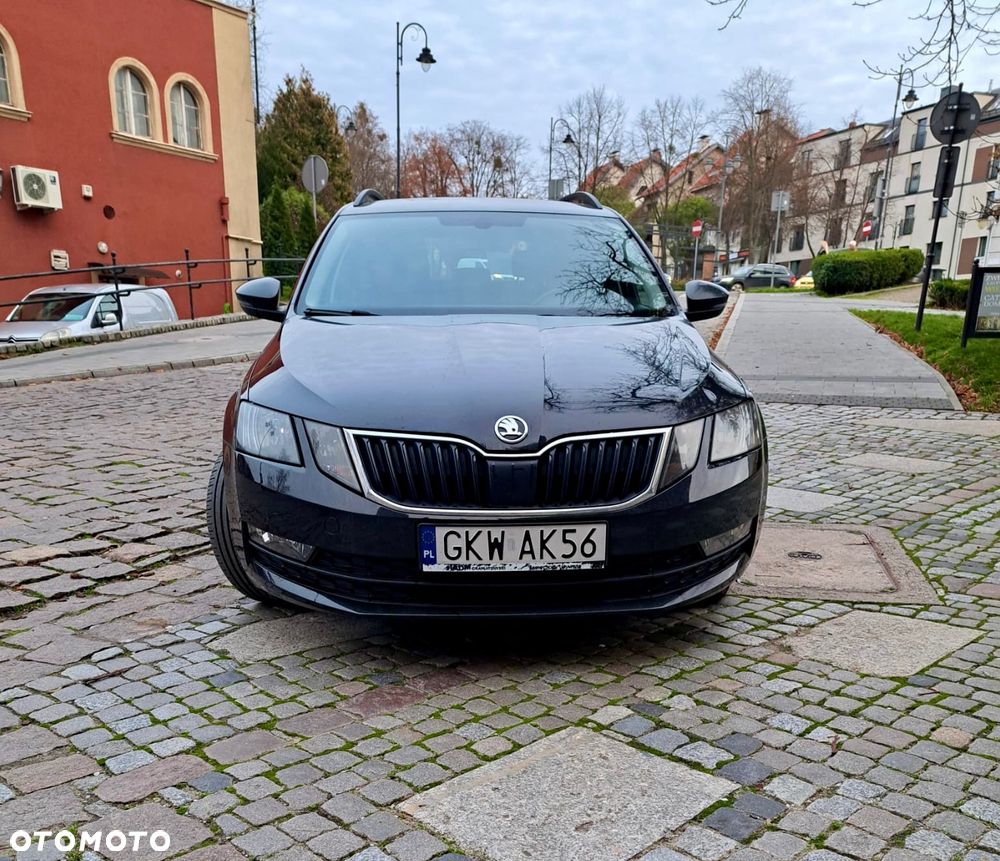Skoda Octavia 1.6 TDI Ambition - 4