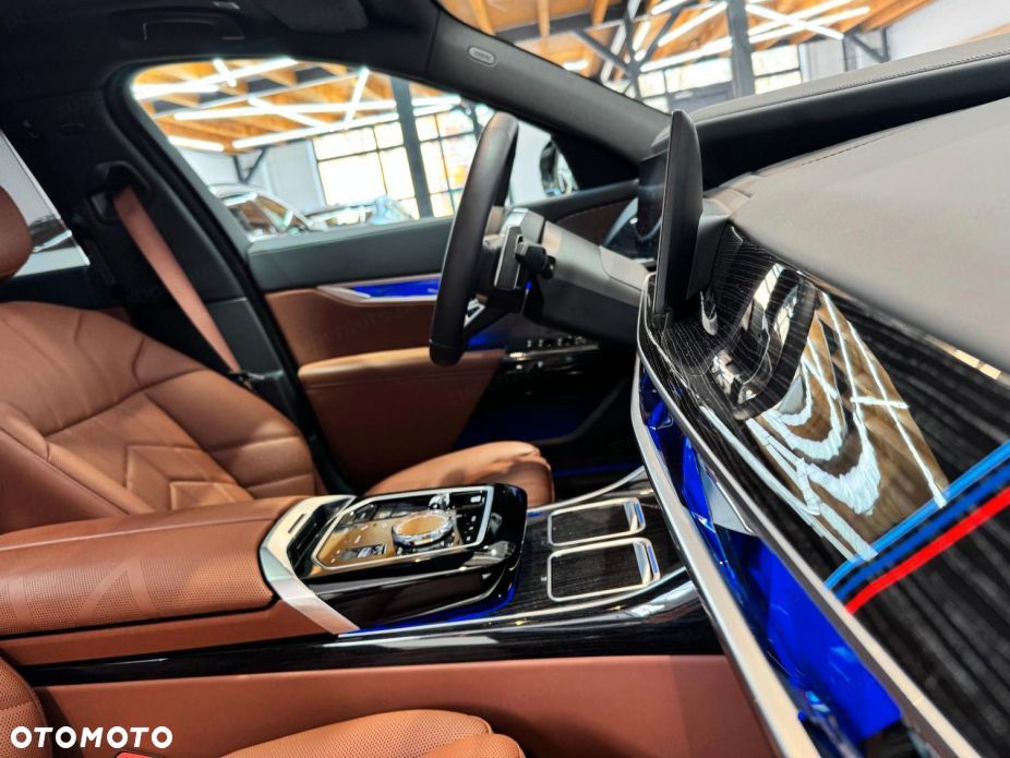 BMW Seria 7 740d xDrive mHEV M Sport sport - 13