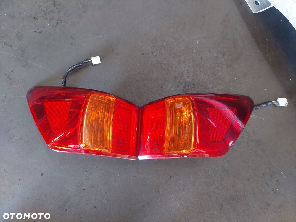 KOMPLETNY TYŁ LEXUS IS II 1G0 KLAPA ZDERZAK LAMPY - 3