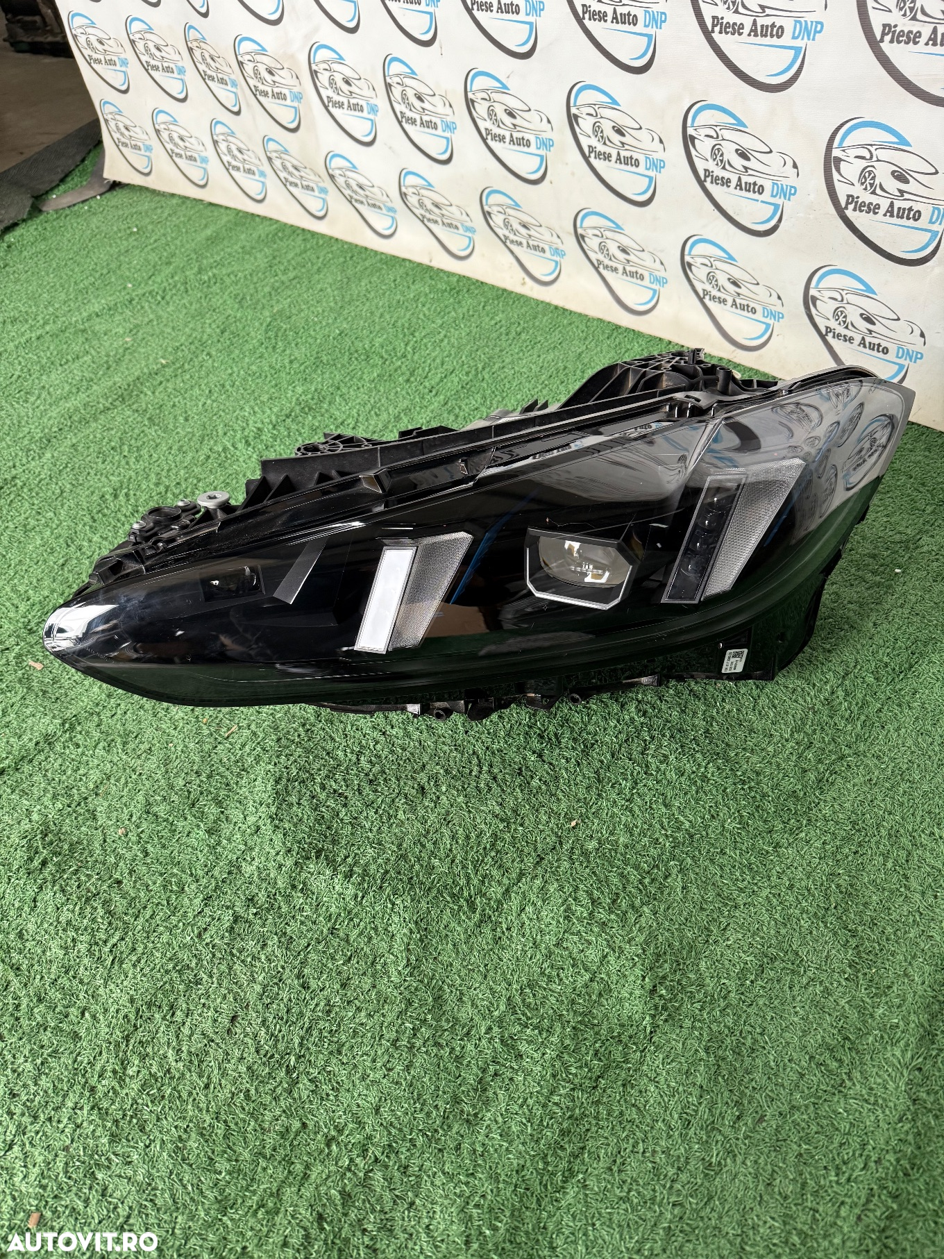 Far stanga Bmw seria 4 G22 G23 M4 G82 G83 facelift lci Shadow - 3