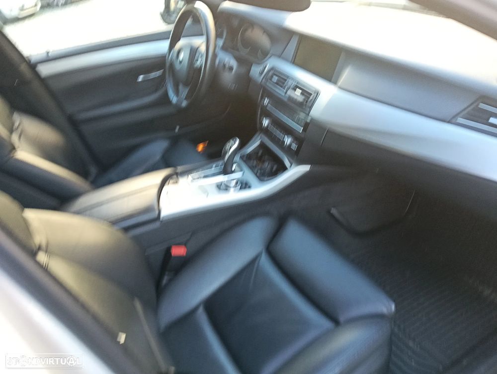 BMW M550d xDrive Auto - 9