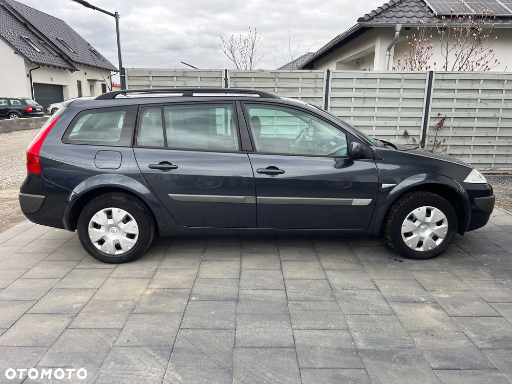 Renault Megane 1.6 16V Confort Privilege - 5