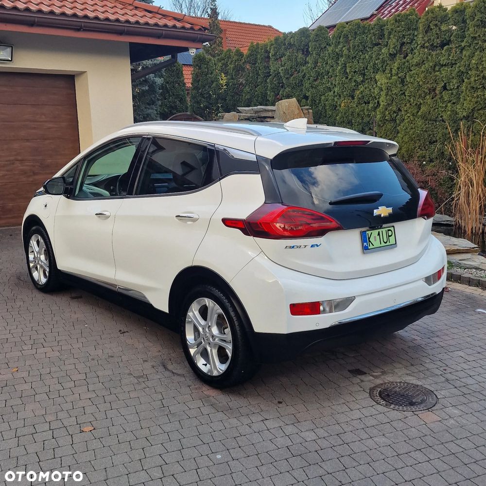 Chevrolet Bolt - 2