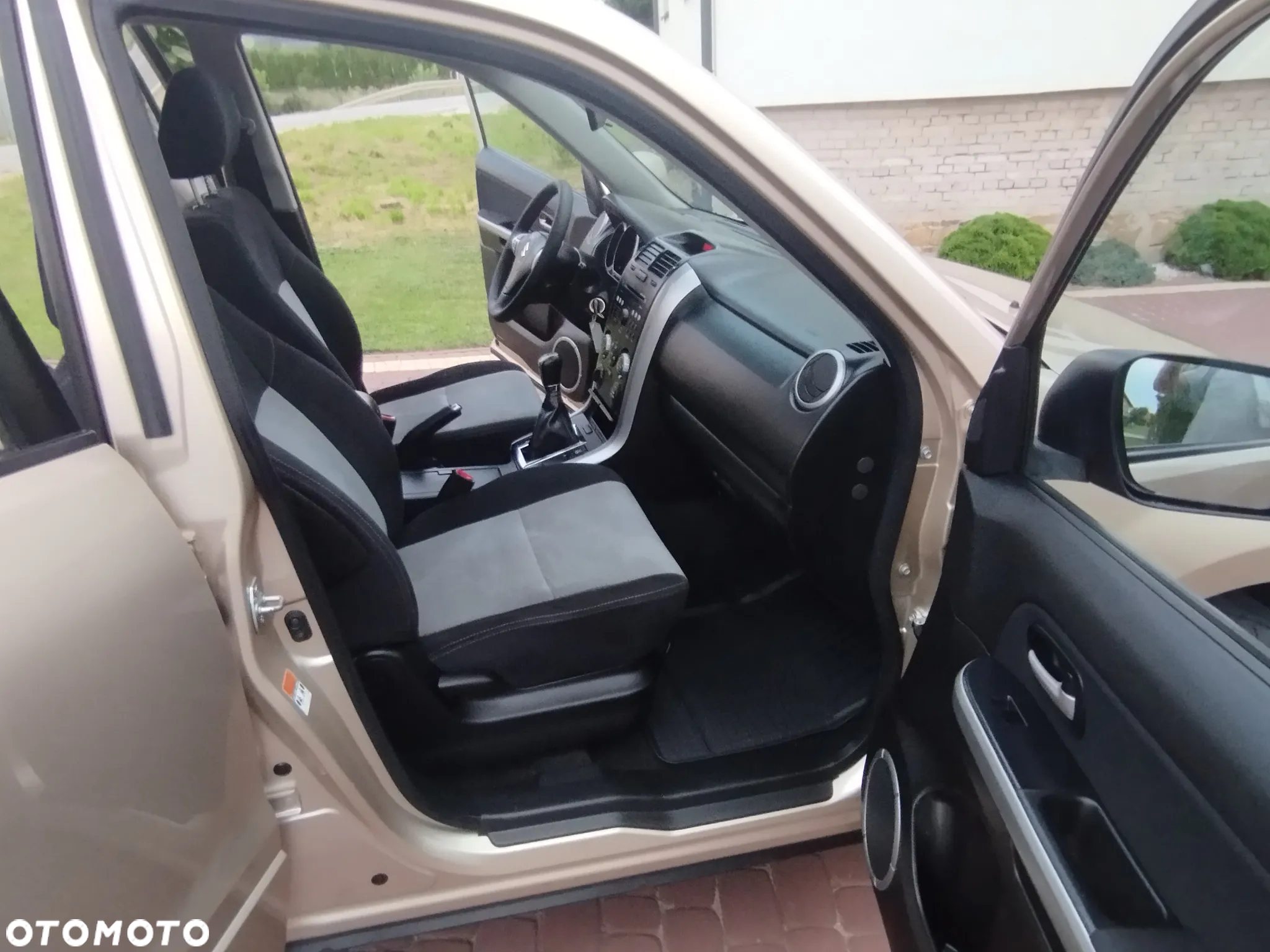 Suzuki Grand Vitara 2.0 Comfort Limited - 7