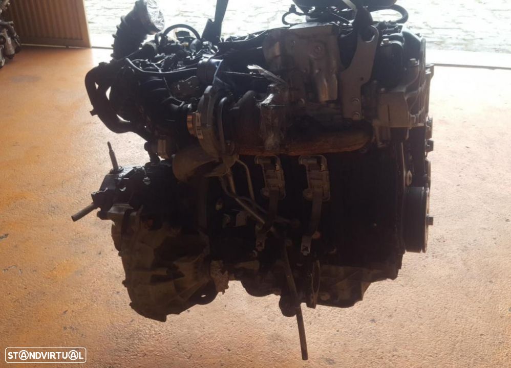Motor Renault Trafic II/Opel Vivaro/Nissan Primastar 2.0 Dci Ref: M9R780/M9R782 - 4