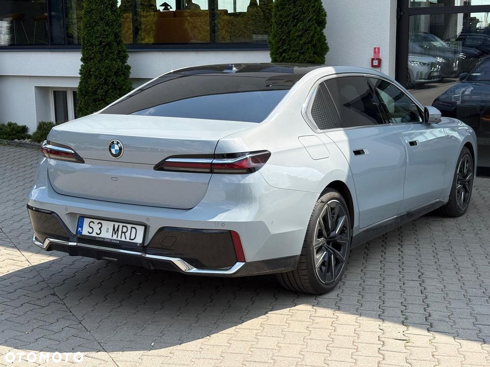 BMW Seria 7 740d xDrive mHEV Individual Edition sport - 3