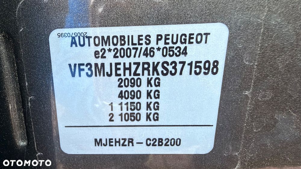 Peugeot 3008 2.0 BlueHDi GT S&S EAT8 - 26