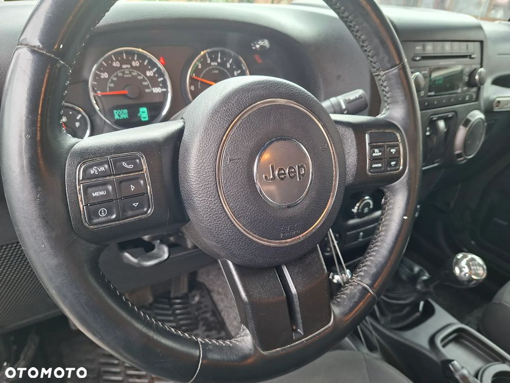 Jeep Wrangler - 9