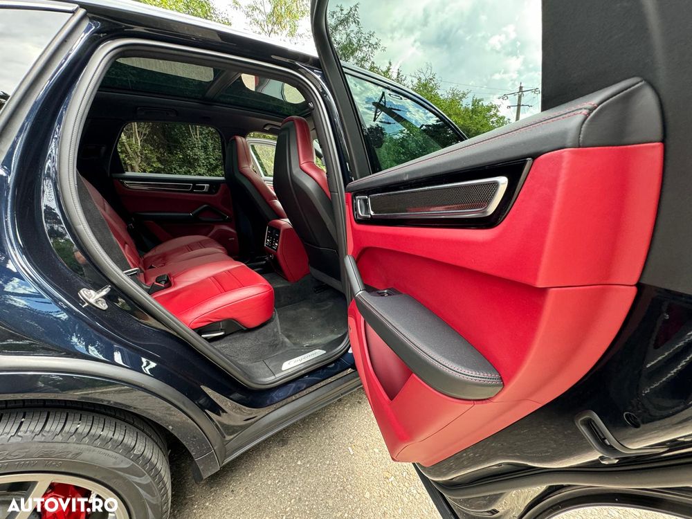 Porsche Cayenne E-Hybrid Tiptronic S Platinum Edition - 16