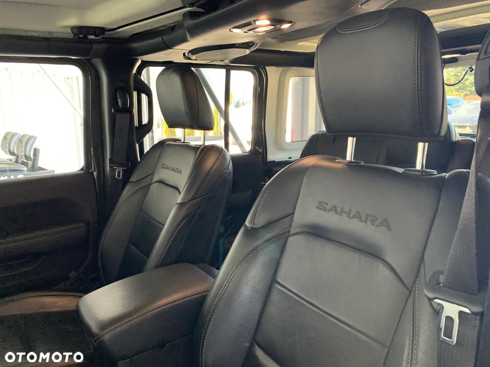 Jeep Wrangler Unlimited 3.6 Automatik Sahara - 20