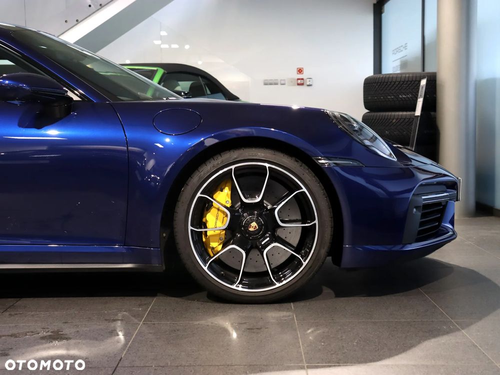 Porsche 911 Carrera Turbo S - 14