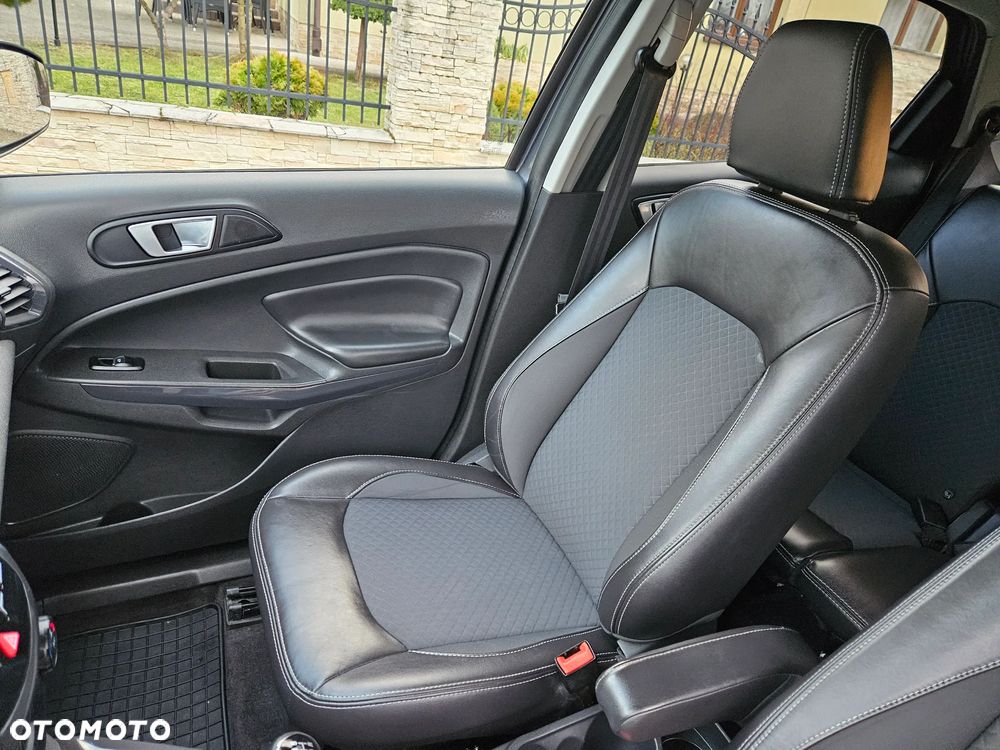 Ford EcoSport - 27
