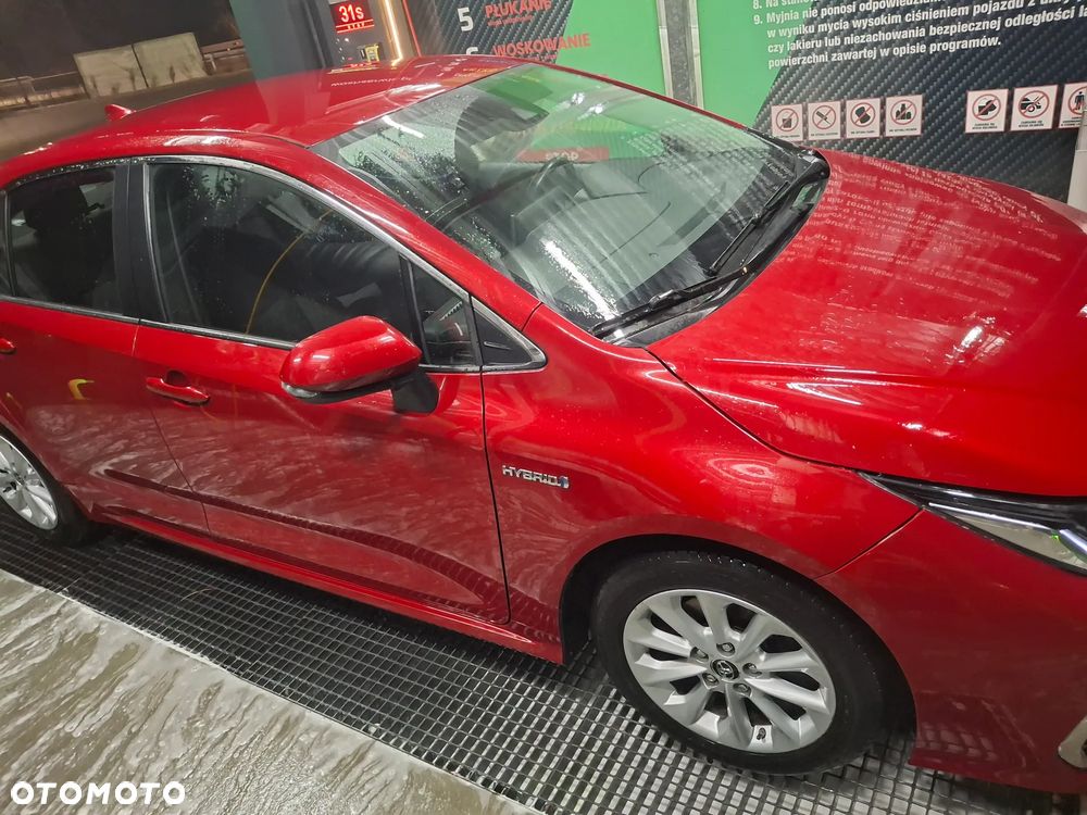 Toyota Corolla 1.8 Hybrid Comfort - 21