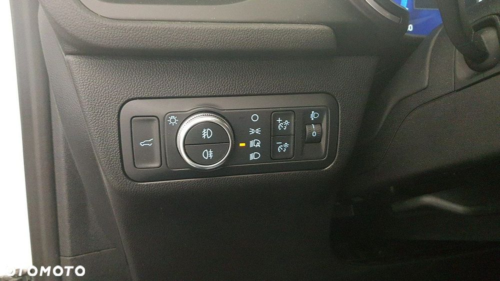 Ford Kuga - 21