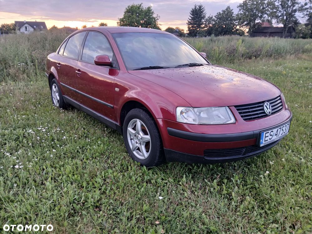 Volkswagen Passat 1.8 Comfortline - 5