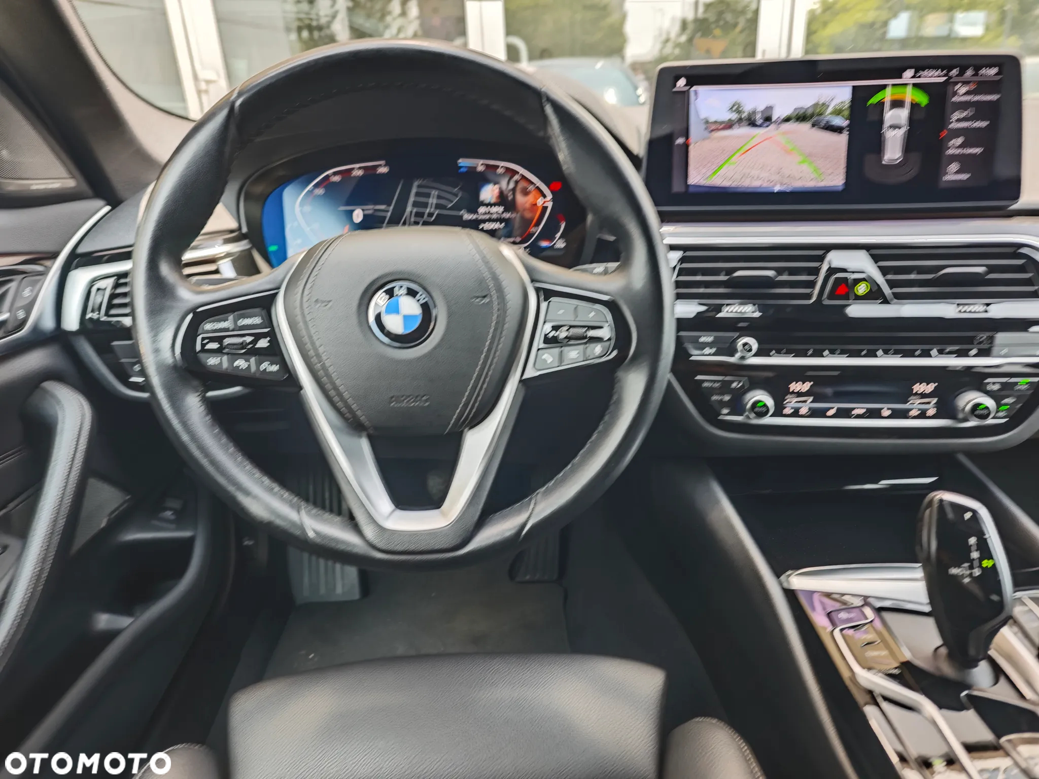 BMW Seria 5 520d xDrive mHEV Luxury Line sport - 23