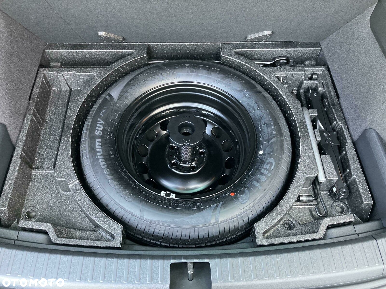 Skoda Karoq 1.5 TSI ACT Selection DSG - 21