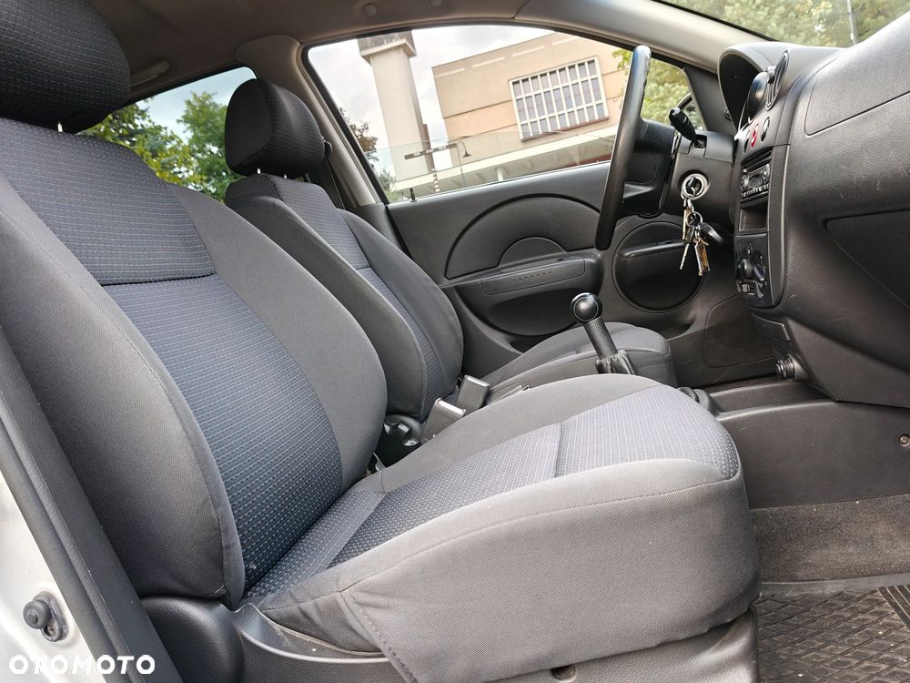 Chevrolet Aveo 1.2 SE / Plus - 8