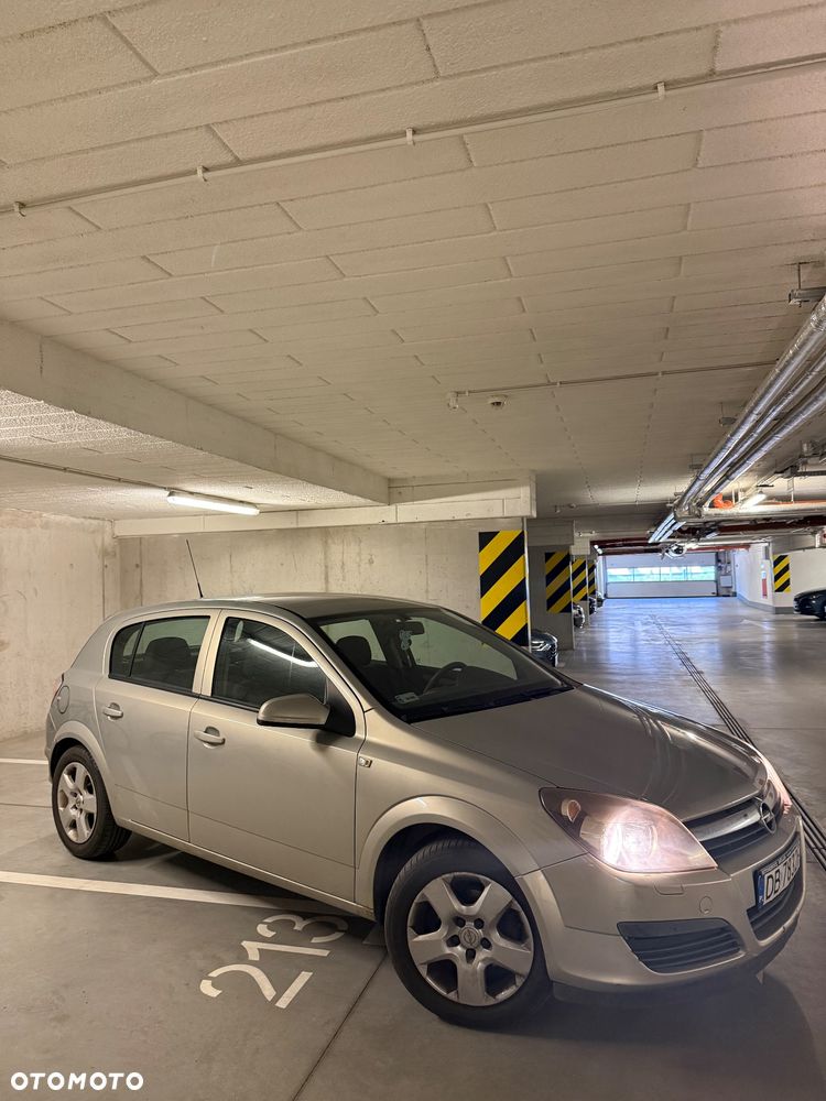 Opel Astra 1.7 CDTI Enjoy - 1