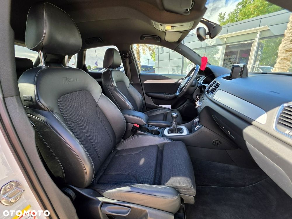 Audi Q3 2.0 TFSI Quattro - 33