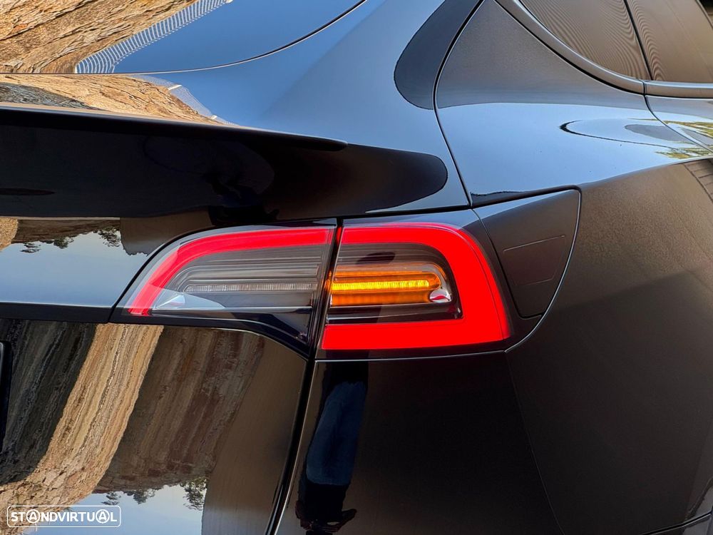 Tesla Model Y Tração Traseira - 41