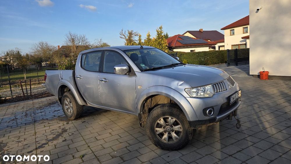 Mitsubishi L200 - 3