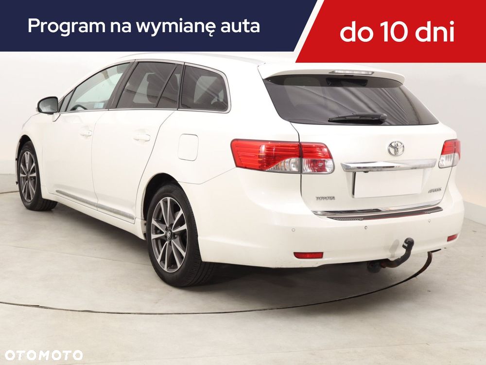 Toyota Avensis - 6