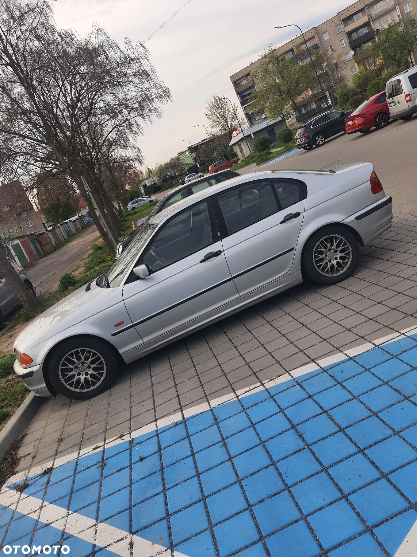 BMW Seria 3 318i - 1