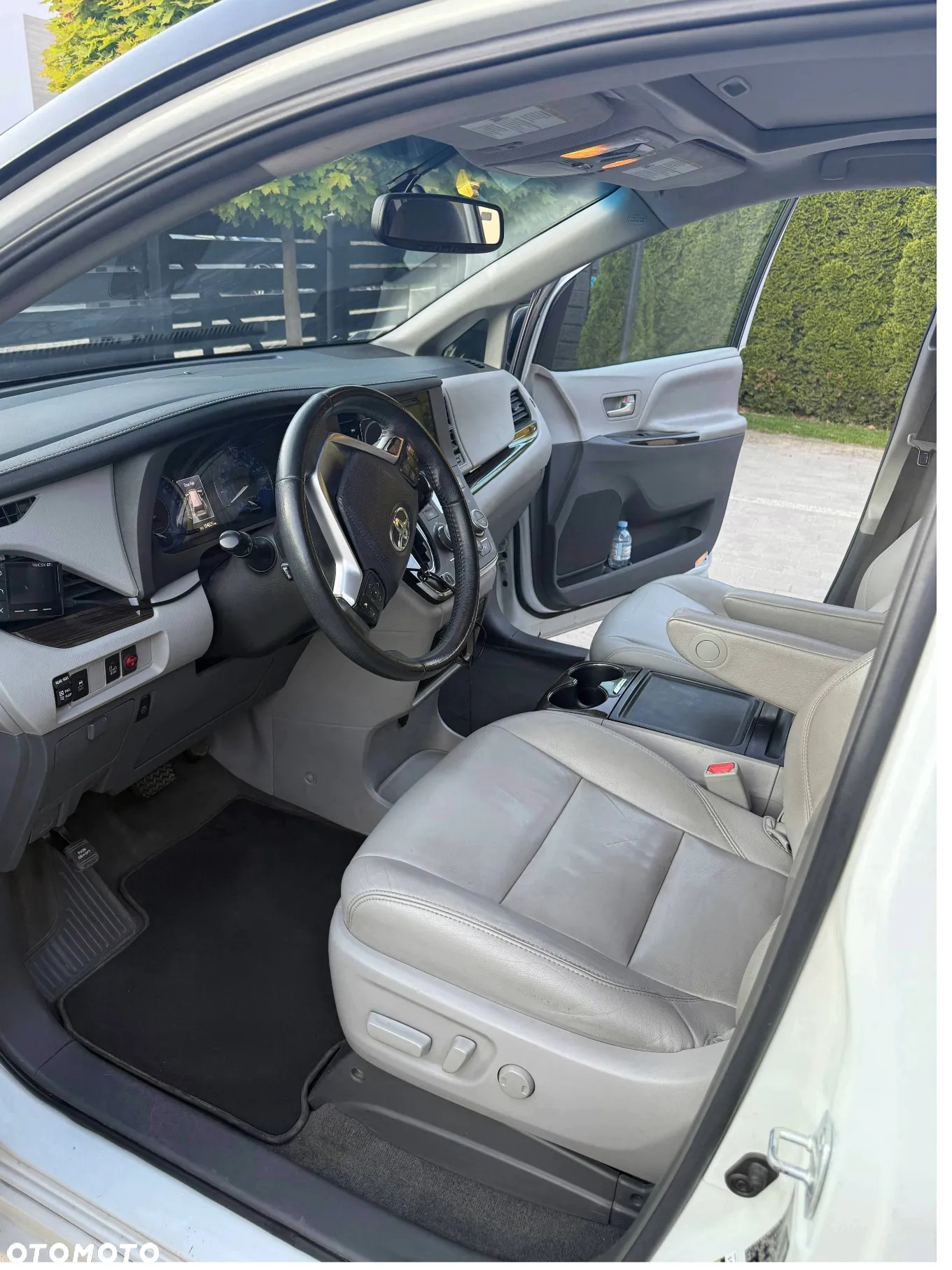 Toyota Sienna 3.5 V6 XLE AWD - 20