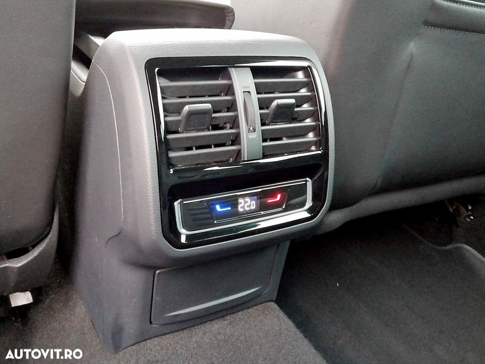 Volkswagen Passat Alltrack 2.0 TDI SCR DSG 4Motion - 21