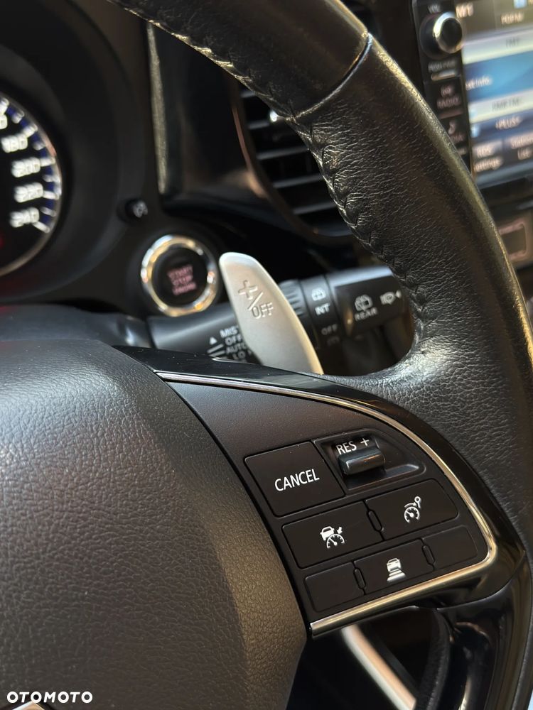 Mitsubishi Outlander 2.0 Intense + Navi 4WD CVT - 14