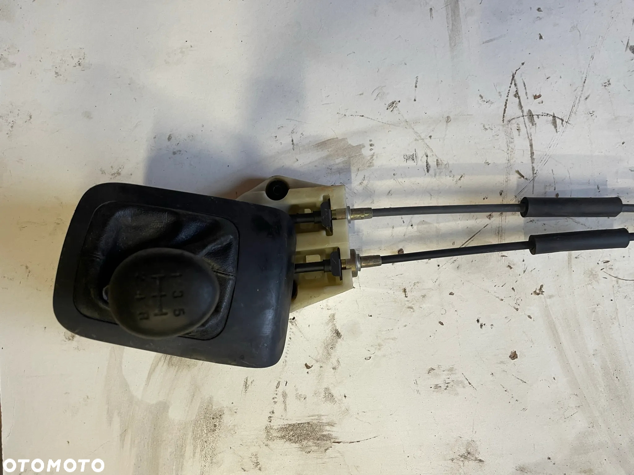 KIA MAGENTIS LEWAREK GAŁKA MIESZEK LINKI ZMIANY BIEGÓW 43700-2G000 - 2