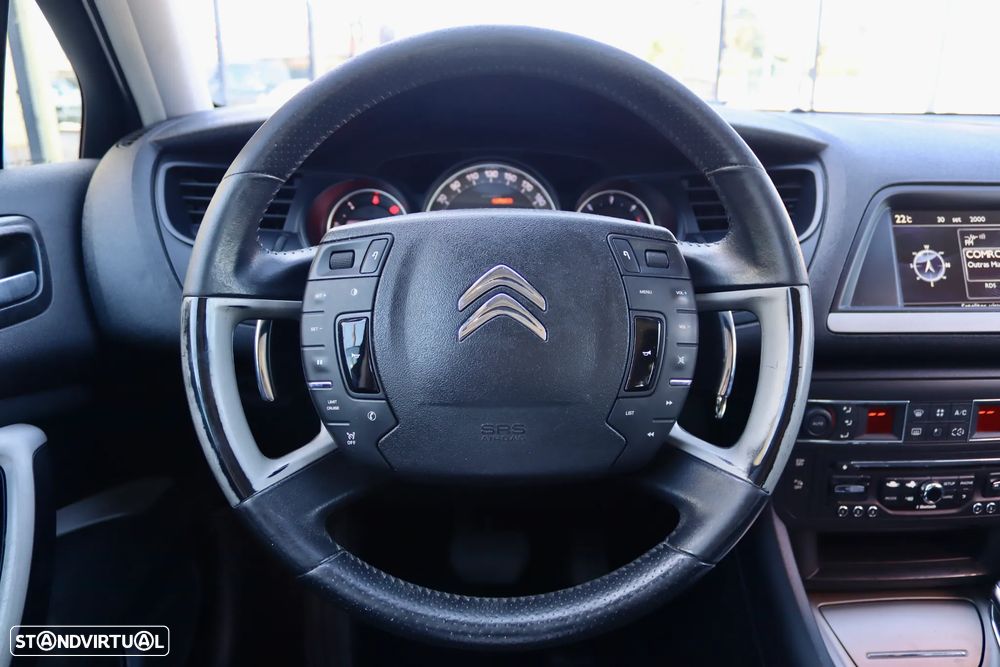 Citroën C5 Tourer e-HDi 115 EGS6 FAP Selection - 17