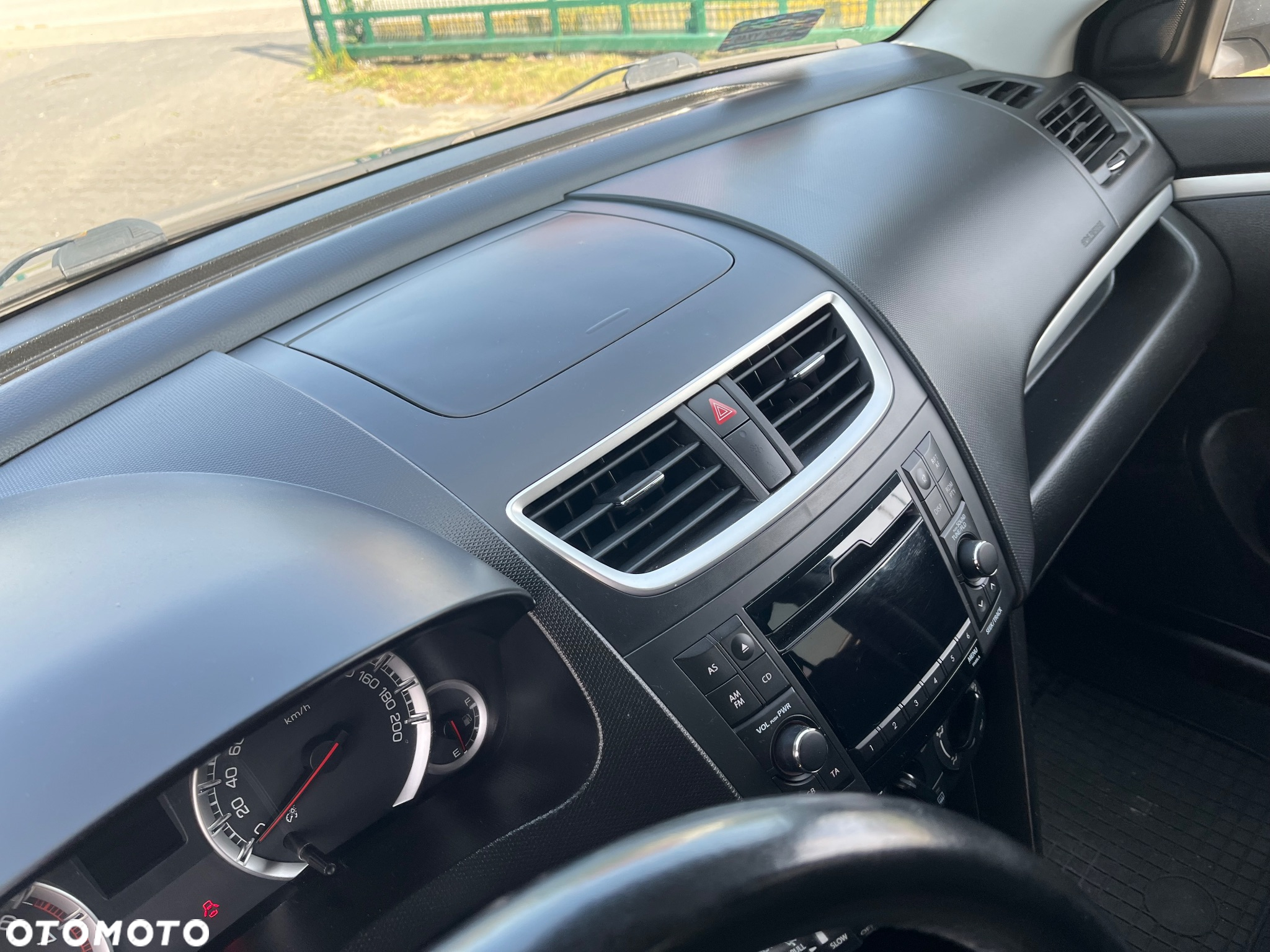 Suzuki Swift - 14