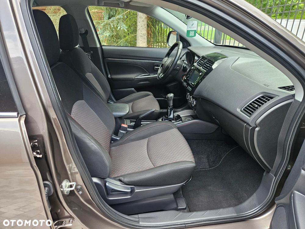 Mitsubishi ASX 1.6 2WD Diamant Edition+ - 23