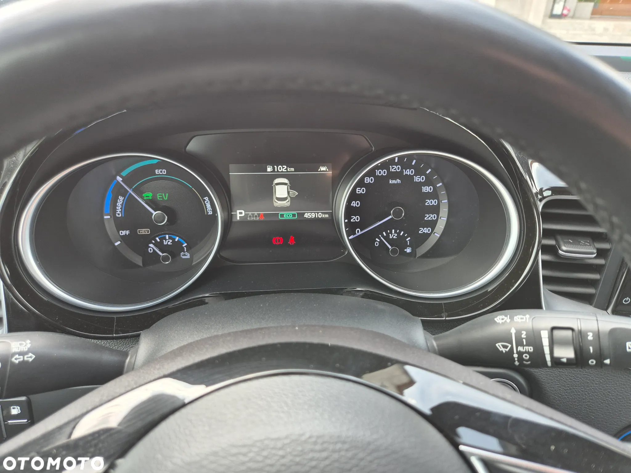 Kia XCeed - 18