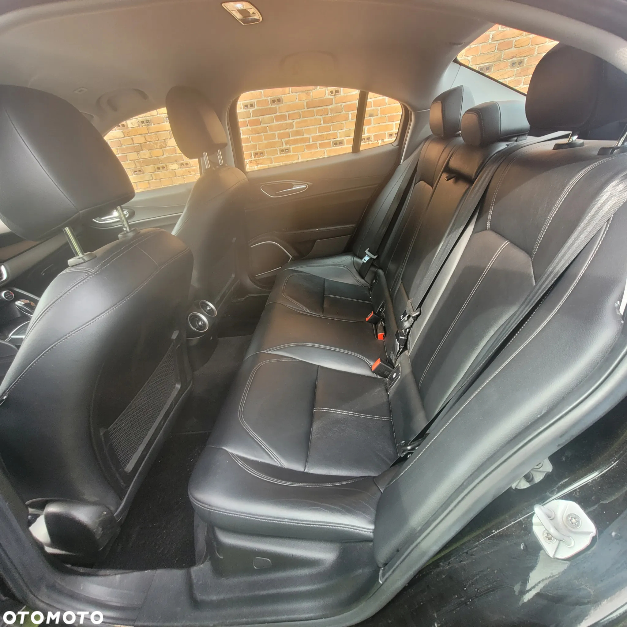 Alfa Romeo Giulia 2.0 Turbo TI Q4 - 11
